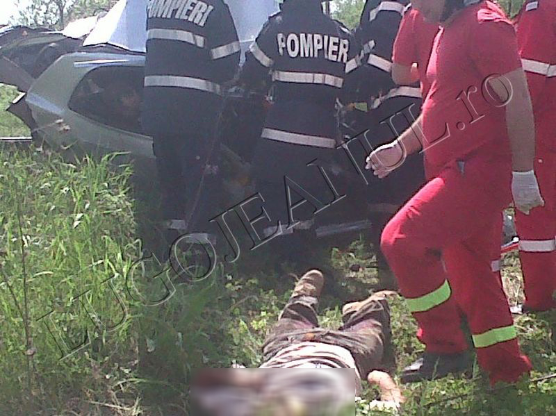 imagini socante trei morti la gavojdia langa lugoj accident tren 27 aprilie 2013 lugojeanul (3)